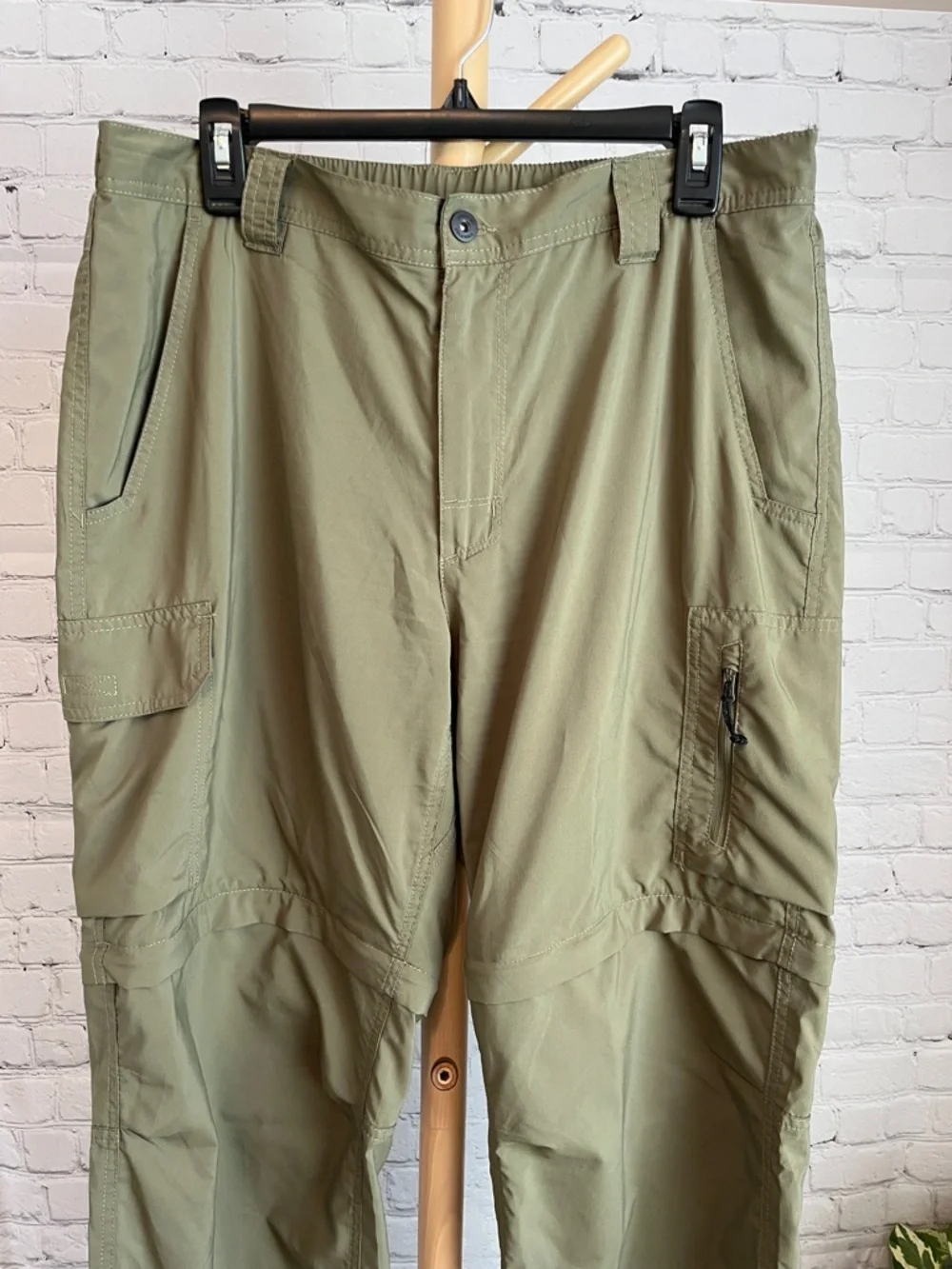 Columbia Men's Lightweight Olive Convertible Cargo Pants 36X30